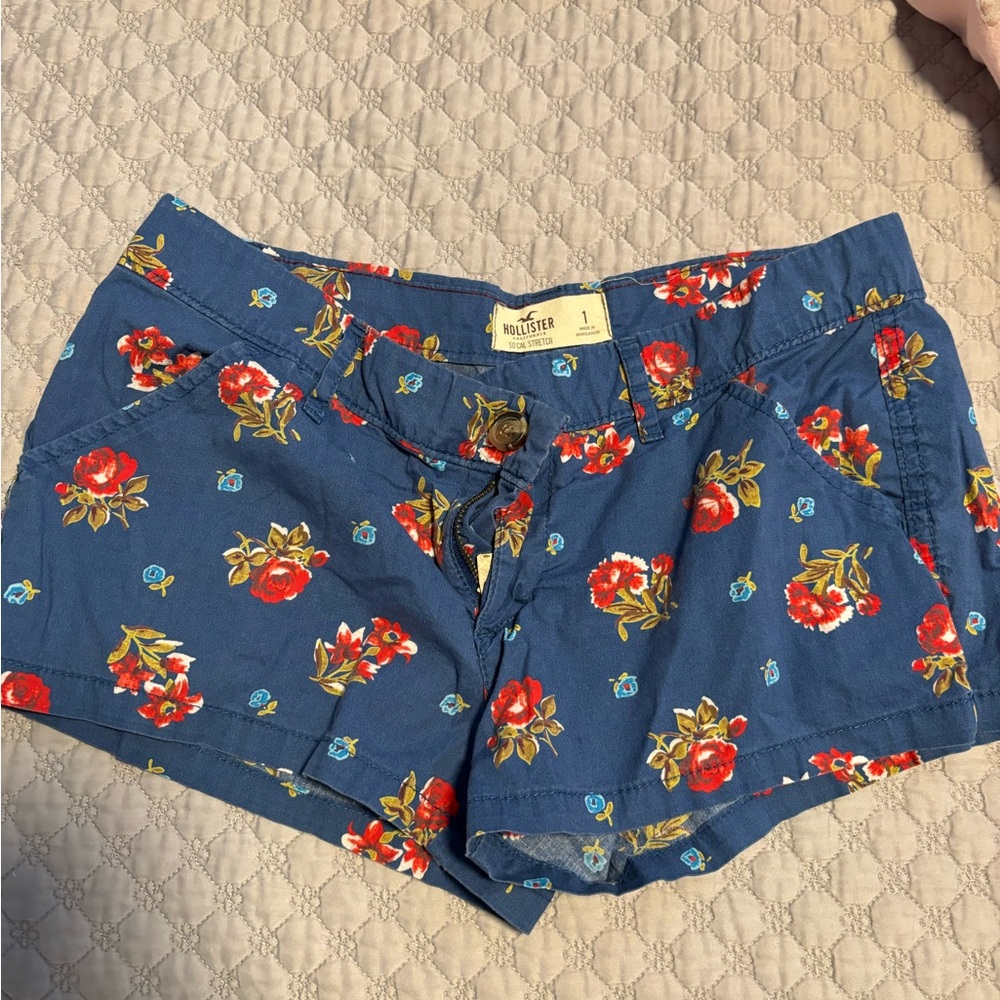 Hollister Florals Short Size 1